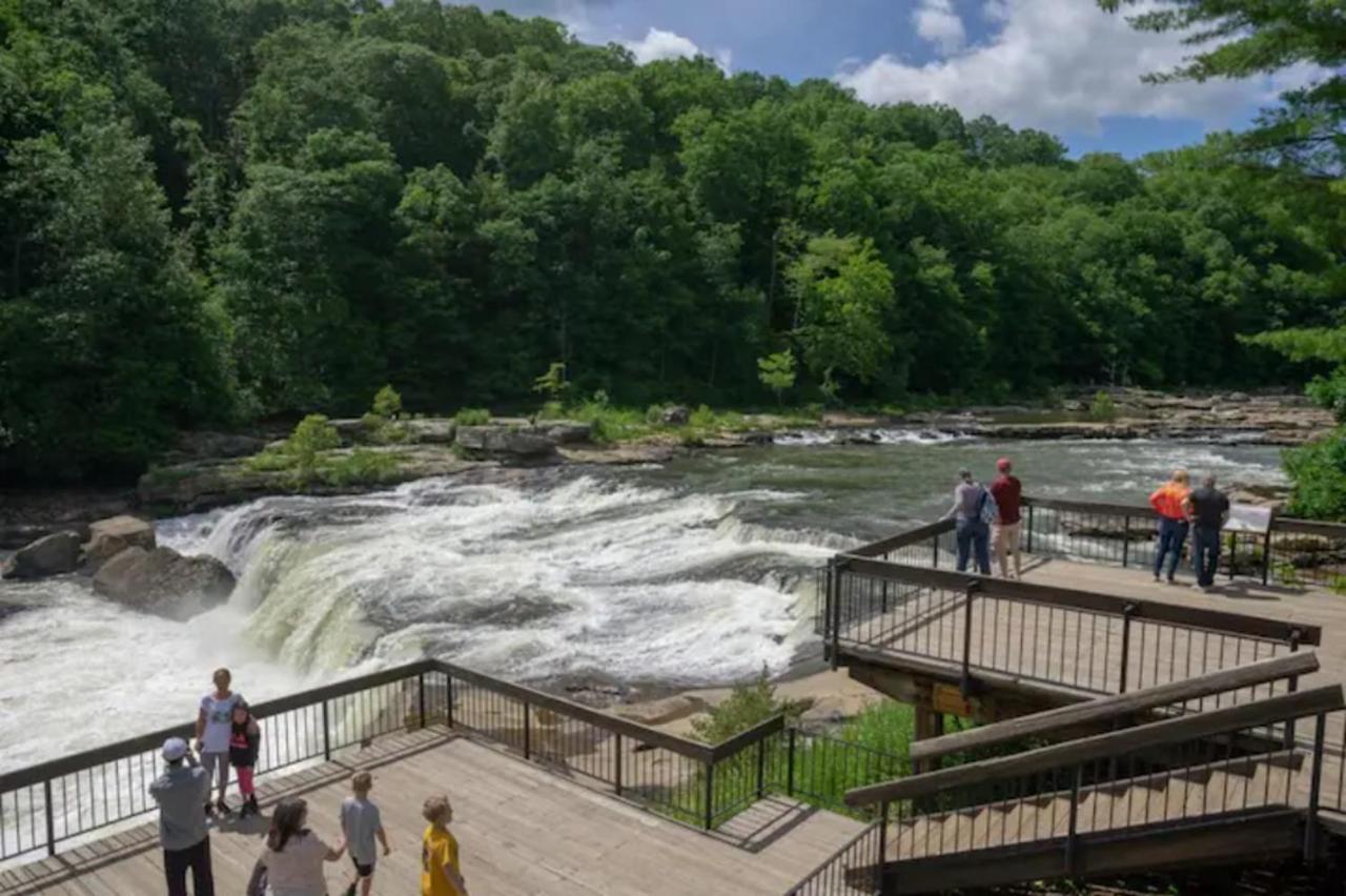Stay In Ohiopyle - Closest Place To The Gap Trail In Ohiopyle, Pa, Hot Tub Exterior foto
